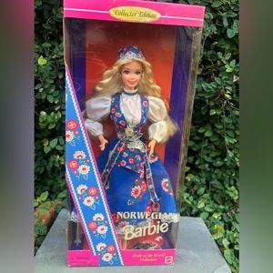 Norwegian Barbie vintage Dolls of the World Collection Never Removed From Box